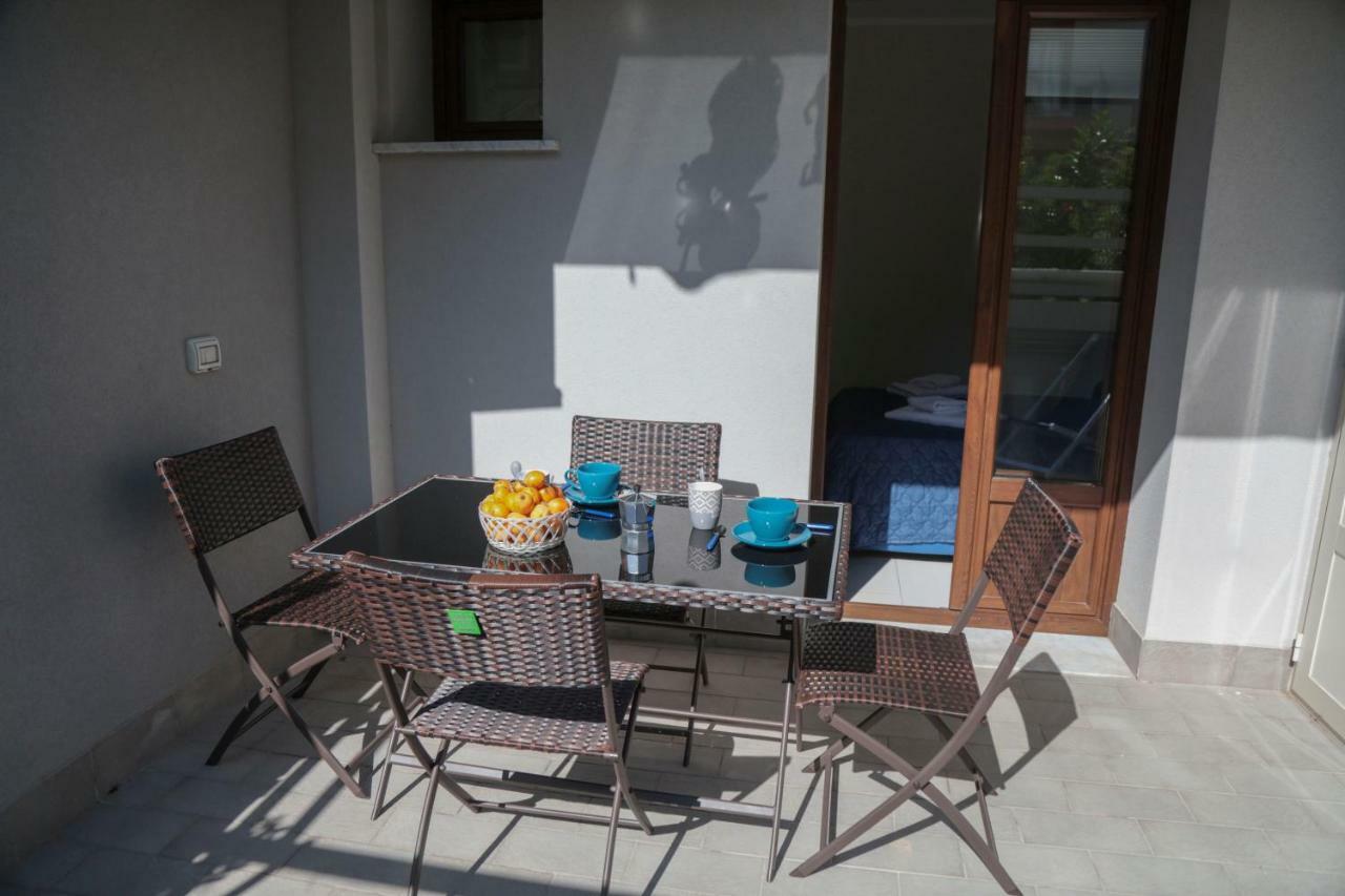 Casa Rinuccia Apartment Cefalu Bagian luar foto